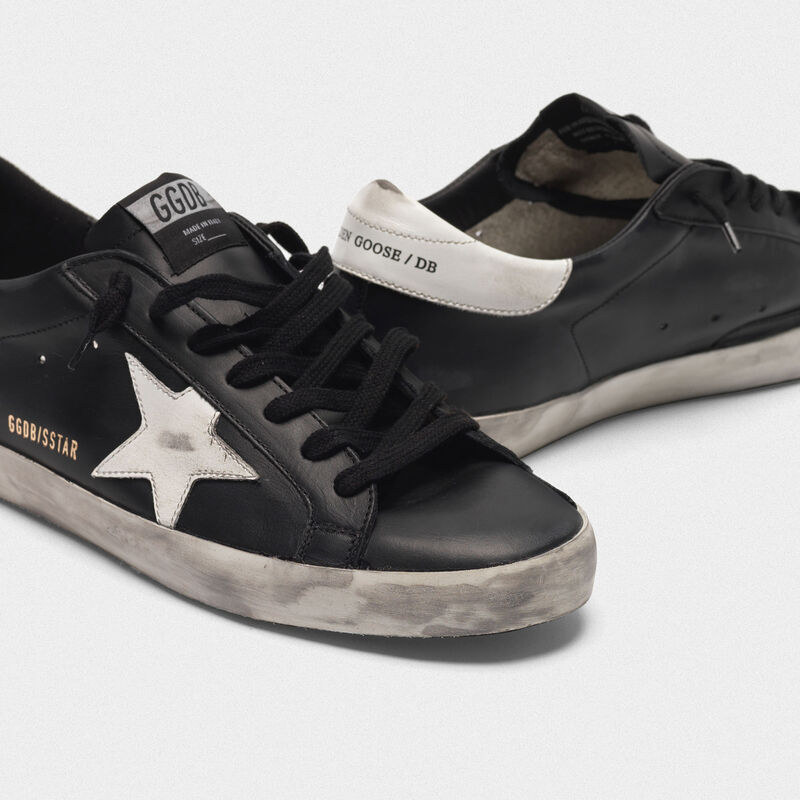 Superstar Sneakers Superstar in pelle black con stella a contrasto Golden Goose Deluxe Brand Superstar Sneakers Superstar in pelle black con stella a contrasto Golden Goose Deluxe Brand
